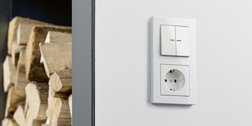 JUNG KNX Taster F 10 bei Pfeiffer GmbH in Berg