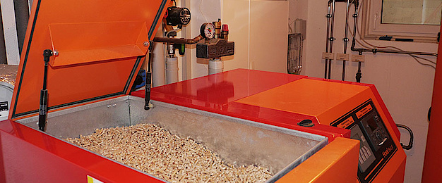 Pelletheizung bei Pfeiffer GmbH in Berg