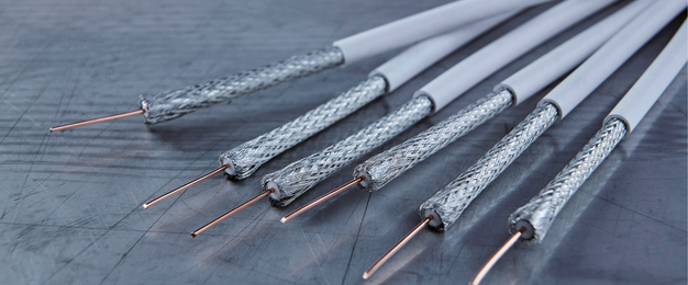 Kabel- und Steckverbinder bei Pfeiffer GmbH in Berg