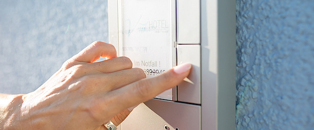 Sprech­anlagen bei Pfeiffer GmbH in Berg
